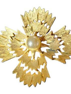 Vintage Mamselle Gold Tone Brooch Faux Pearl .